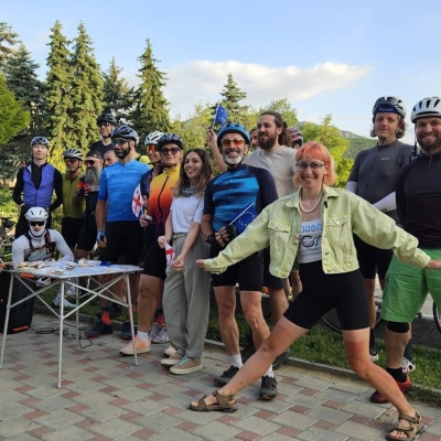 ველო მსვლელობა + 600 კმს ამბების გაზიარება